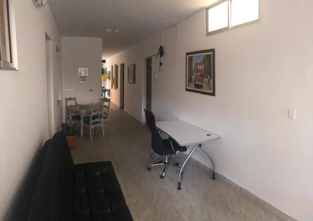 Hostal San Fernando La 80 Медельин Мини-отель