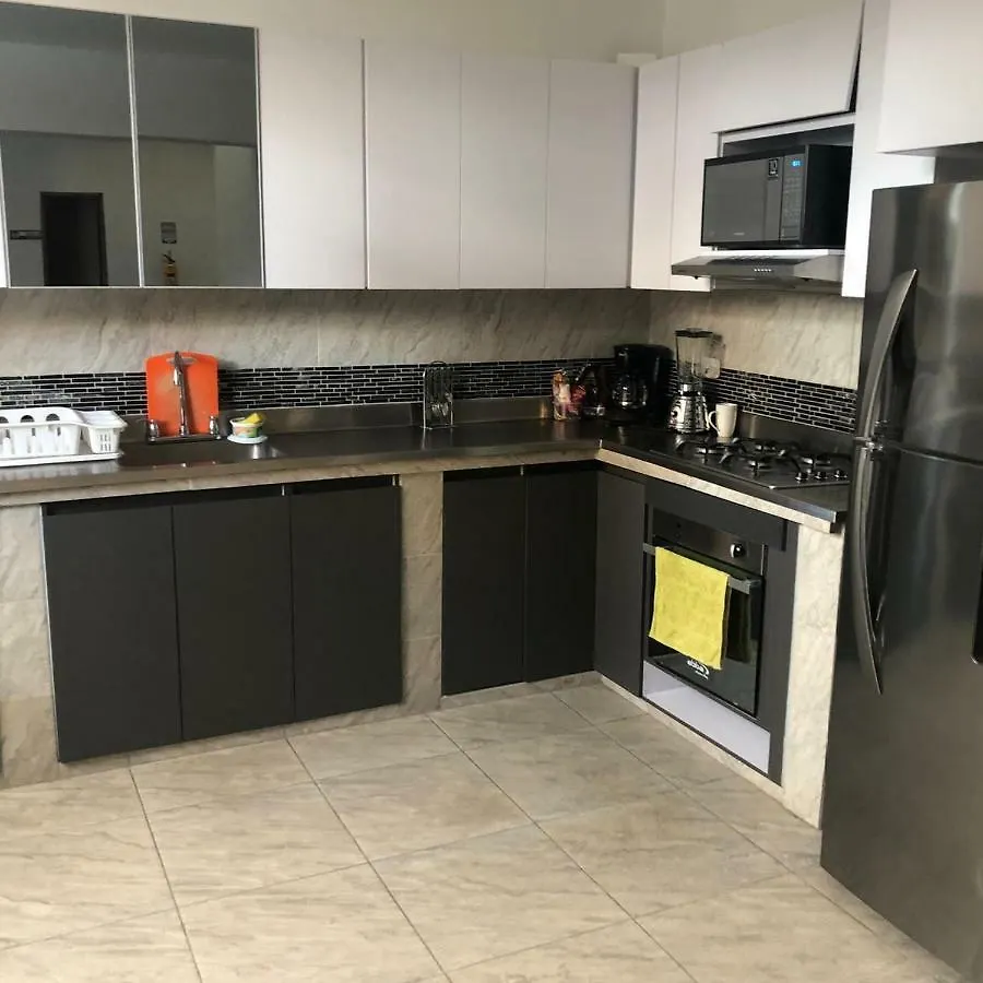 Hostal San Fernando La 80 Медельин Мини-отель