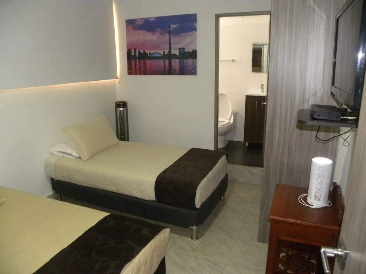 Hostal San Fernando La 80 Медельин 0*,