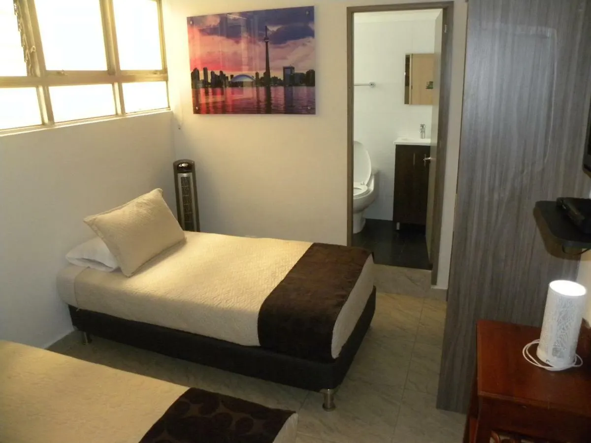 Hostal San Fernando La 80 Медельин Мини-отель