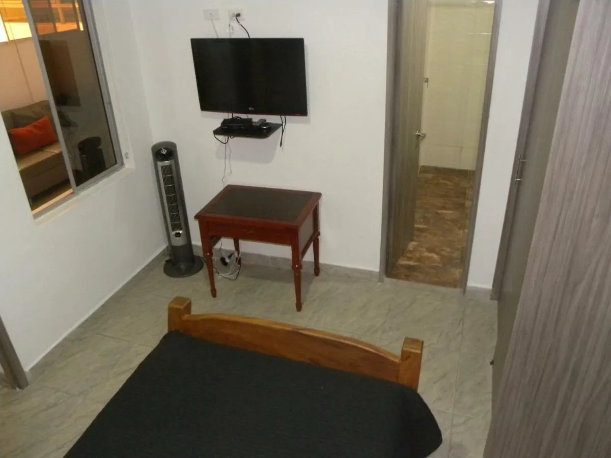 Мини-отель Hostal San Fernando La 80 Медельин Колумбия