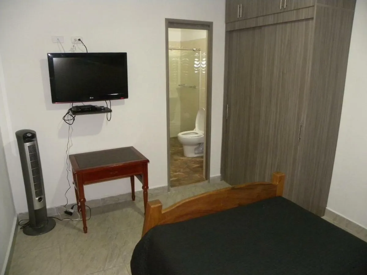 Мини-отель Hostal San Fernando La 80 Медельин